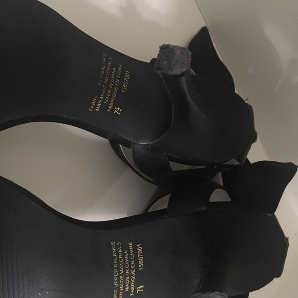 Dressy heels size 7.5 - Picture 4 of 4